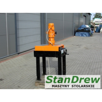 Magazynek, Podajnik do strugarki ZWIO CL-15